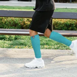 kue Calf Compression Sleeve for Men & Women (L/XL) Knee Support image 5