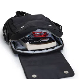 thomas scott Men Black Messenger Bag image 4