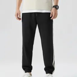 dockstreet Men Solid White Track Pants image 4