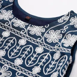 vredevogel Women Cotton Silk Kurta Pant Set image 5