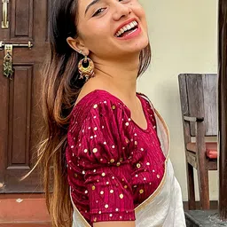 Bindigasm's Advi Embellished Stretchable Jacquard Saree Blouse-picture-34