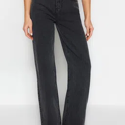 Trendyol Women Clean Look Mid-Rise Regular Fit Cotton Jeans-image-82