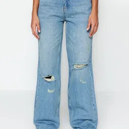 Trendyol Women Regular Fit Mid-Rise Slash Knee Cotton Jeans-image-23