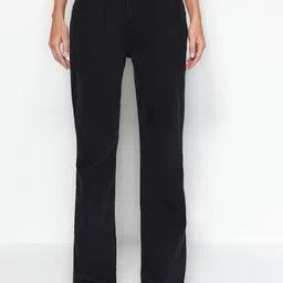 Trendyol Women Mid-Rise No Fade Pure Cotton Jeans-image-36