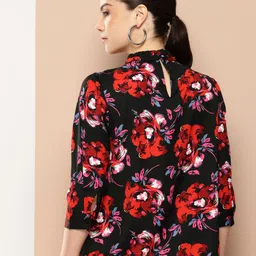 her by invictus Floral Printed Top image 4