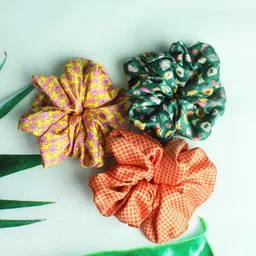 Tossido Women Set Of 3 Multicoloured Satin Fluffy Scrunchies-picture-26