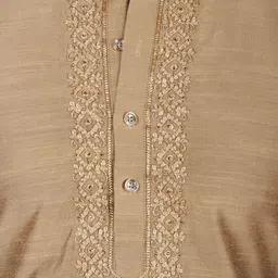 BLUESAANCHI Floral Yoke Design Beads & Stones Mandarin Collar Dupion Silk Kurta & Trousers image 2