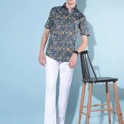 Crimsoune Club Resort Collar Slim Fit Floral Printed Cotton Casual Shirt-picture-13