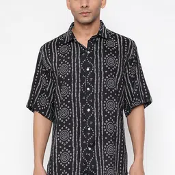 JAVINISHKA Classic Oversized Geometric Printed Casual Shirt-picture-21