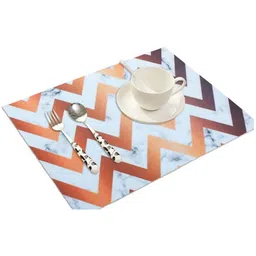 LUXEHOME INTERNATIONAL 4 Pieces Blue & Brown Printed Anti-Skid Table Placemet Set image 3