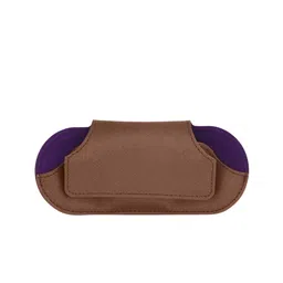 VANDERBILT NEW YORK Sunglass Clip Case image 2