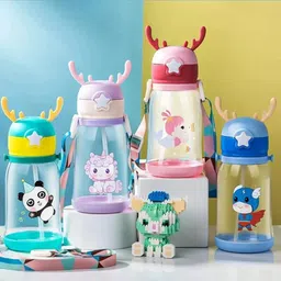 sizzle Sizzleware Deer Horn Multi Design Cute Mix Cartoon Sipper school Bottle for Kids 600 ml image 3