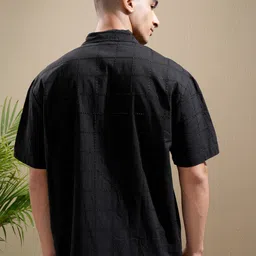 highlander Men Relaxed Fit Fit Self Design Spread Collar Casual Shirt image 2