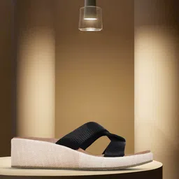 Skechers Women Black ARCH FIT BEVERLEE - BELLE Wedge Sandals image 1