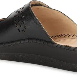 scholl Women Wedges Sandal image 3