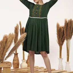 Peachmode Round Neck A-Line Dress-image-28