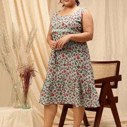 CURVY STREET Plus Size Floral Printed A-Line Dress image 4