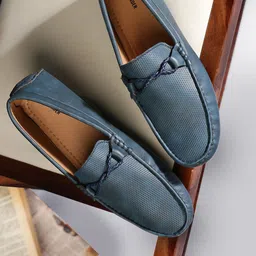 HIGHLANDER Men Blue Textured Round Toe Memory Foam Loafers-image-65