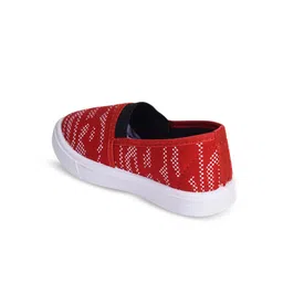Ajanta Girls Printed Lightweight Slip-On Sneakers image 2