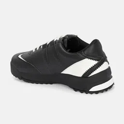 Big Fox Men Textured PU Sneakers image 5