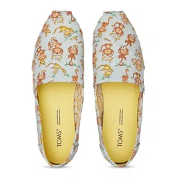 TOMS Women Blue Printed Lightweight Slip-On Sneakers image 5