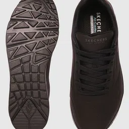 Skechers Men Uno - Stand On Air Shoes image 2