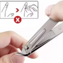 sassy beauty Durable Nail Clipper with Blue Floral Handle & Chain image 5