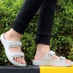 bokzzon Men Flip Flops image 4