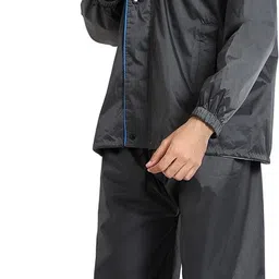 zacharias Solid Men Raincoat image 4