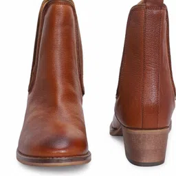 pillaa Versatile Stylish Slip-On Ankle Boots For Women image 4