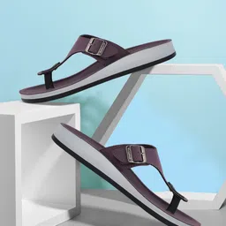 walkaroo Women Flats Sandal-picture-13