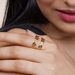 SWASHAA 18KT Gold-Plated Ayla Finger Ring image 3