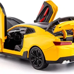 funablo Metal Pull Back Die-cast Car 1:32 Bumblebee Diecast Metal Pullback Toy car image 2