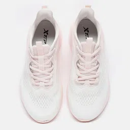 Xtep Women Textured Lightweight Textile Running Shoes image 5