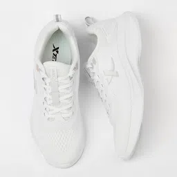 Xtep Women Running Shoes image 3