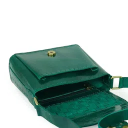 Goatter Green Leather Structured Sling Bag image 3
