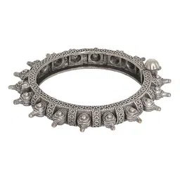 TEEJH Oxidised Silver-Toned Bangle image 3