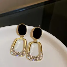 VAGHBHATT Gold-Plated Contemporary Drop Earrings-image-18