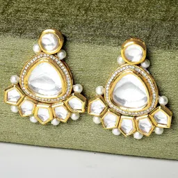 KARATCART Gold Plated Kundan Studded Drop Earrings-picture-10