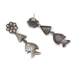 VENI Silver-Plated Contemporary Drop Earrings image 3