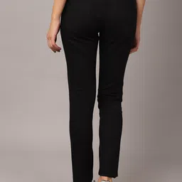 Crozo By Cantabil Women Black Solid Jeggings image 3