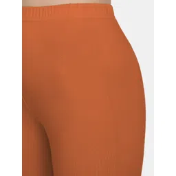 SUTI Ankle-Length Leggings image 2