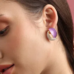 DressBerry Gold-Plated Quirky Shaped Studs Earrings image 5