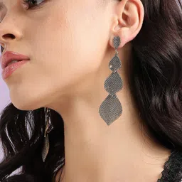 SOHI Set Of 2 Gold-Plated Contemporary Drop Earrings image 2