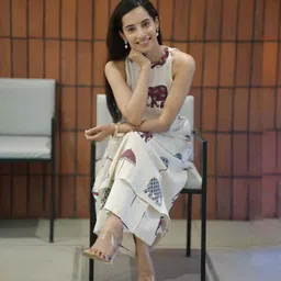 gosriki Women Viscose Rayon Kurti Pant Set image 5