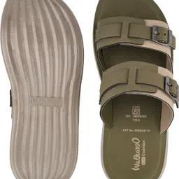 walkaroo Men Casual Sandal image 2