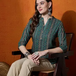 sangria Women Printed Viscose Rayon Straight Kurta image 5