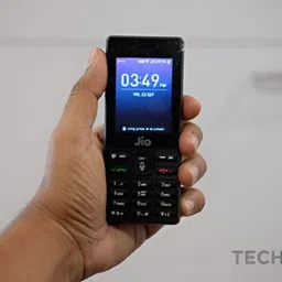jio F220B image 4
