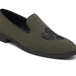 alcazo Mocassin For Men image 2