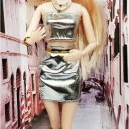 tenmar Stylish Silver Bendable Doll (Silver)-picture-20